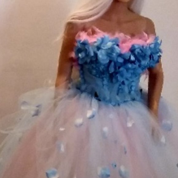 SAMPLE GOWN SET ONLY - PRUDENCE Blue Bloom Pink Feather Wedding Ballgown Set - Picture 9 of 9